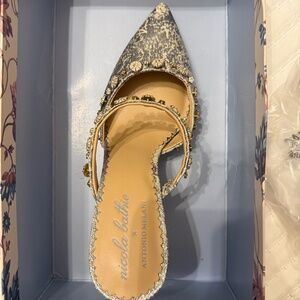 Nicola Bathie X Antonio Melani heels fits size 6.5-7